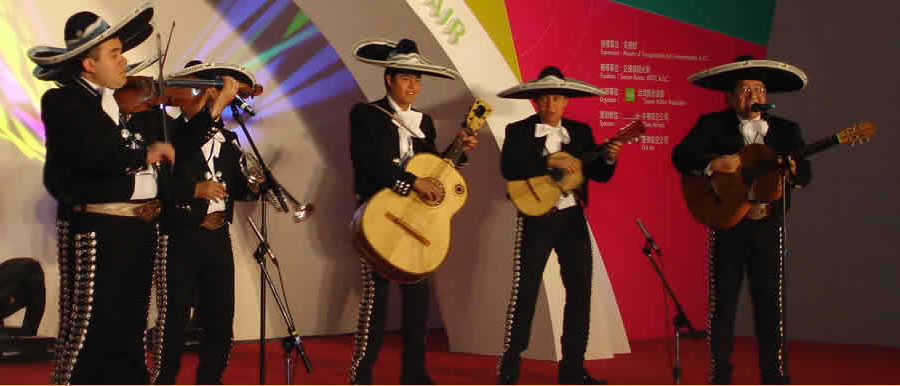 mariachis en Guadalupe Inn alvaro obregon